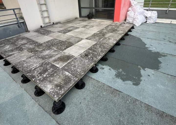Revêtement traditionnel bicouche haute résistance pour toitures terrasses
